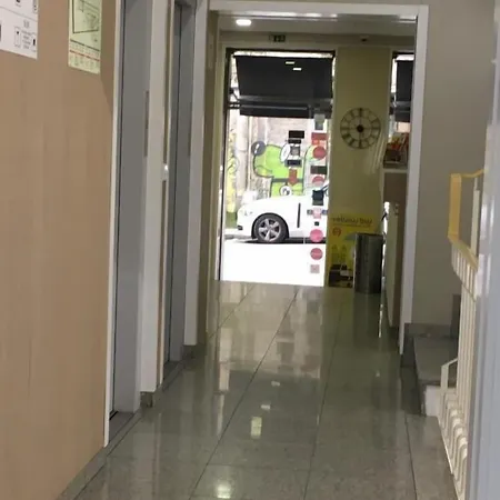 酒店 斯库洛酒店 2*