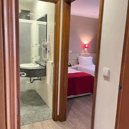 斯库洛酒店 酒店 2*